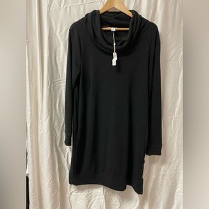 Brand new with tags
Caslon Cowl Neck Sweater Dress
Size M
Black
side buttons
